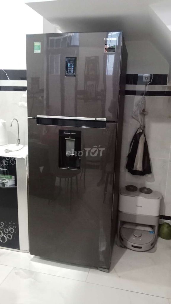 Tủ lạnh Samsung Digital Inverter Xám. Mua bán Tủ lạnh tại Thành phố Dĩ An Bình Dương được đăng bởi Anh Đức hình 1