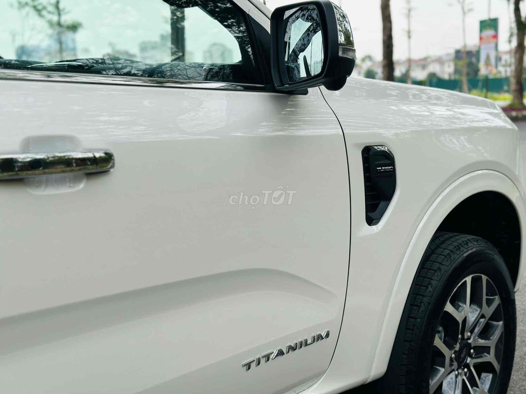 EVEREST GIAO NGAY TRẢ GÓP LINH HOẠT. Mua bán Ô tô tại Quận Cầu Giấy Hà Nội được đăng bởi Phan Thị Liễu hình 4