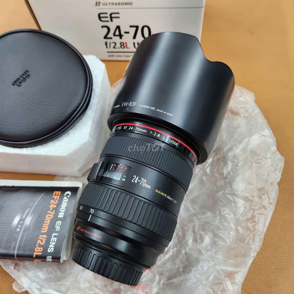 Canon 24-70mm F2.8L fullbox đẹp sưu tầm. Mua bán Máy ảnh, Máy quay tại Quận Hai Bà Trưng Hà Nội được đăng bởi Máy Ảnh Nguyễn Cường hình 1