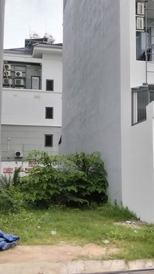 Bán đất hẻm xe hơi 4x16m hẻm 1015 Huỳnh Tấn Phát hẻm thông