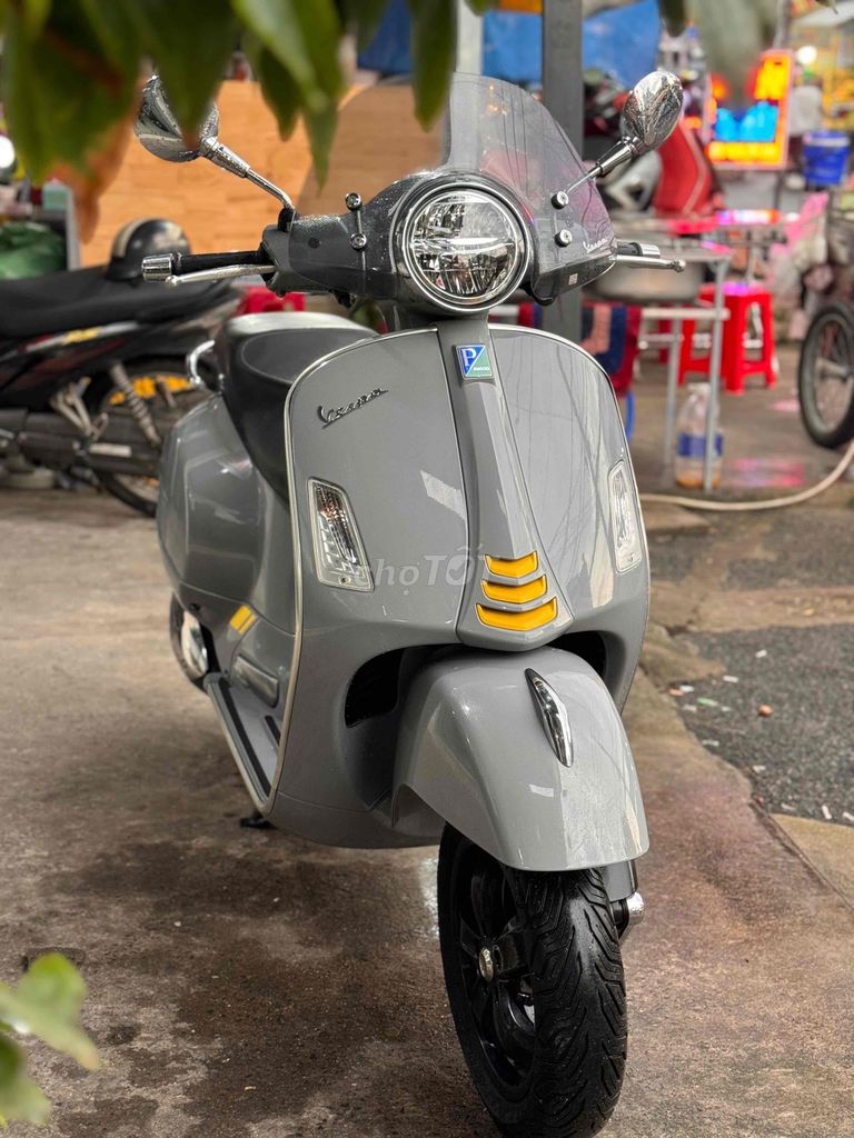 Cần bán Piaggio Vespa Super GTS 300 HPE Abs. Mua bán Xe máy tại Quận Bình Tân Tp Hồ Chí Minh được đăng bởi Việt Motor Bình Tân hình 3