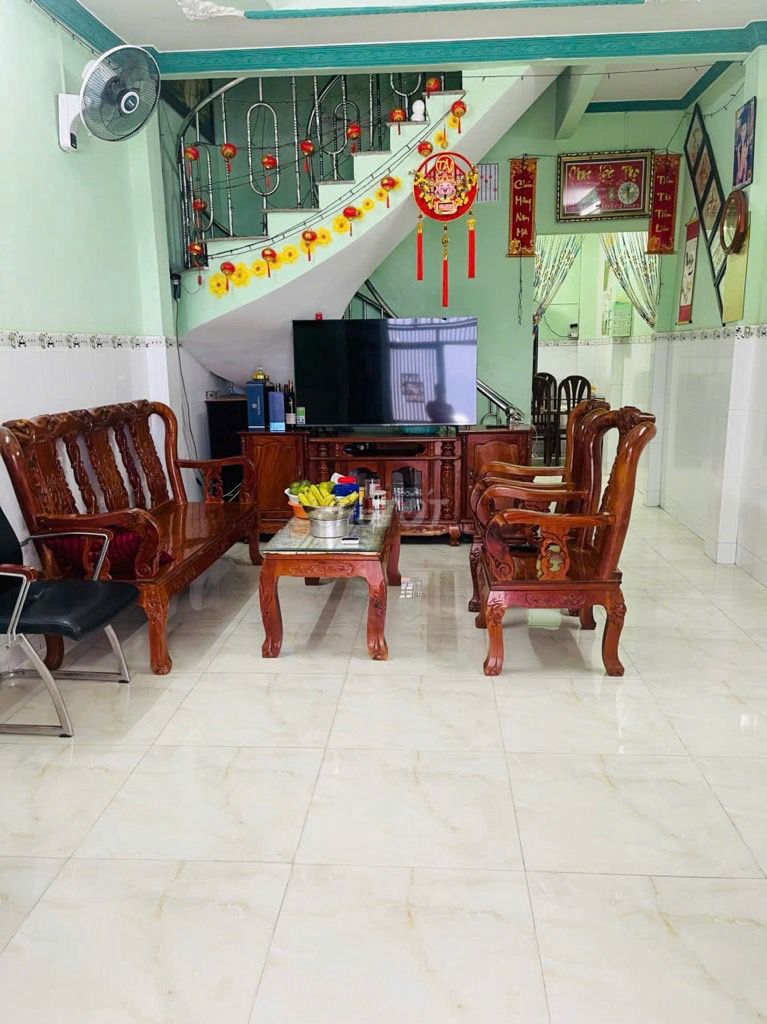 CÁCH CẦU CHÀ VÀ 500M N.HÀ 2 TẦNG 51M2, CHỈ 4TYY LH ***. Mua bán nhà ở tại Quận 8 Tp Hồ Chí Minh được đăng bởi Nguyen thi kim loan hình 3