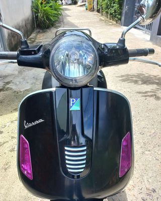 BÁN XE VESPA GTS. Mua bán Xe máy tại   được đăng bởi Nguyễn ANA