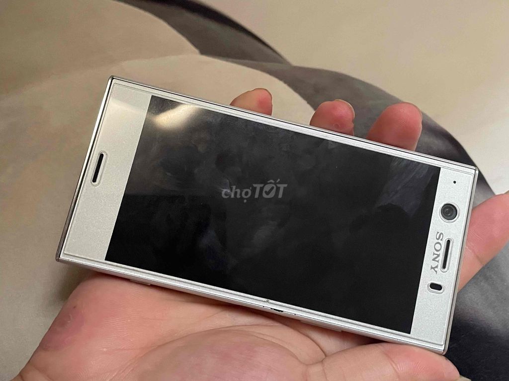 Sony Xperia XZ1 Compact Bạc. Mua bán Điện thoại tại Huyện Nhà Bè Tp Hồ Chí Minh được đăng bởi quynh vu hình 1