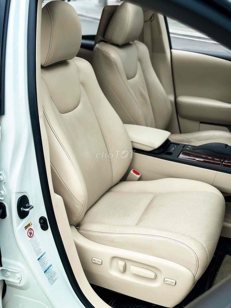 Lexus RX 350 Full AWD sx2014 biển HN nội thất Zin. Mua bán Ô tô tại Quận Cầu Giấy Hà Nội được đăng bởi Lê Như Hiếu hình 14