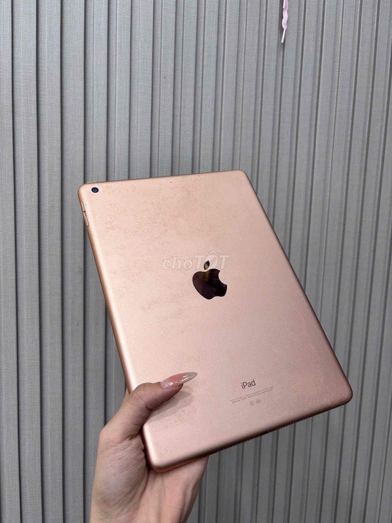 Apple iPad Gen 6 Wifi 32GB Vàng hồng Đã sử dụng. Mua bán Máy tính bảng tại Quận Ninh Kiều Cần Thơ được đăng bởi Quý Mobile Cần thơ hình 1