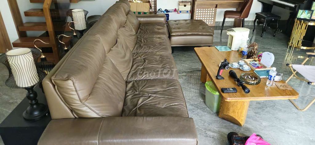 Sofa da màu Nâu Mới 95%. Mua bán Bàn ghế tại Quận 12 Tp Hồ Chí Minh được đăng bởi Cty TSGB hình 1