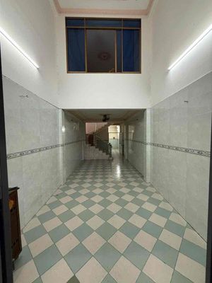 Аренда · 7 комн. · 61 м² · Quận 8, ул. Đường Nguyễn Quyền