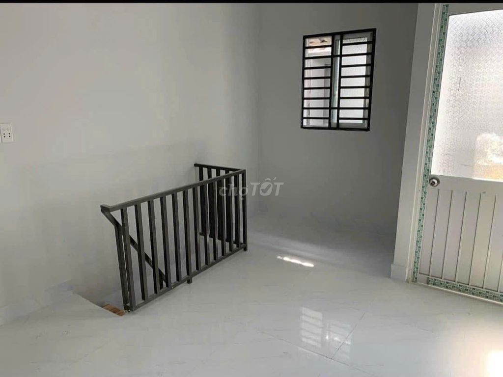 CHO THUÊ NHÀ PHƯỜNG HOÁ AN GIÁ 2,4 TRIỆU. Cho thuê nhà ở tại Thành phố Biên Hòa Đồng Nai được đăng bởi minh trâm hình 1