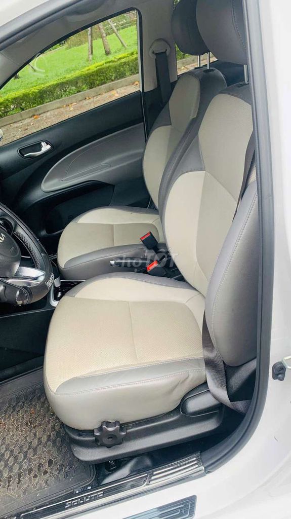 Kia Soluto 2024 - 17000 km. Mua bán Ô tô tại Quận Cẩm Lệ Đà Nẵng được đăng bởi Lê Quốc Phong hình 5