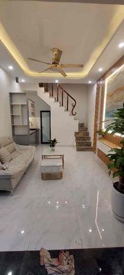 CHỈ 3 TỶ NHÀ MINH KHAI 25m2 4 tầng 3 phòng khép kín không quy hoạch. Mua bán nhà ở tại Quận Hai Bà Trưng Hà Nội được đăng bởi Hoàng Anh Property