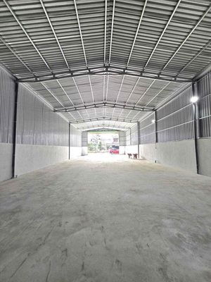 mặt tiền 550m2 tiện kinh doanh các ngành nghề