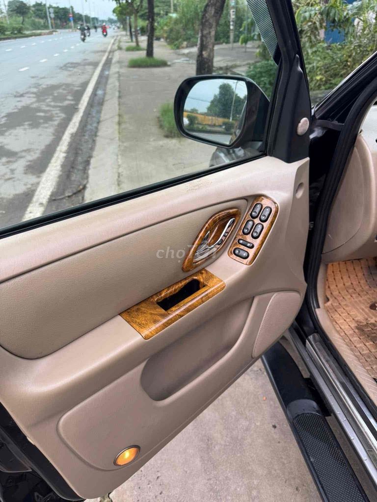 Ford Escape 2004 3.0L XLT - 275000 km. Mua bán Ô tô tại Huyện Hóc Môn Tp Hồ Chí Minh được đăng bởi CỮA HÀNG XE  NGUYỄN KHẢI 96a Trường chinh q12 hình 7
