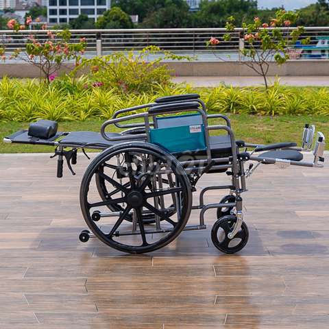 Xe lăn y tế kim loại Đen. Mua bán Đồ chuyên dụng, Giống nuôi trồng tại Quận Tân Phú Tp Hồ Chí Minh được đăng bởi A.J Morningstar hình 1