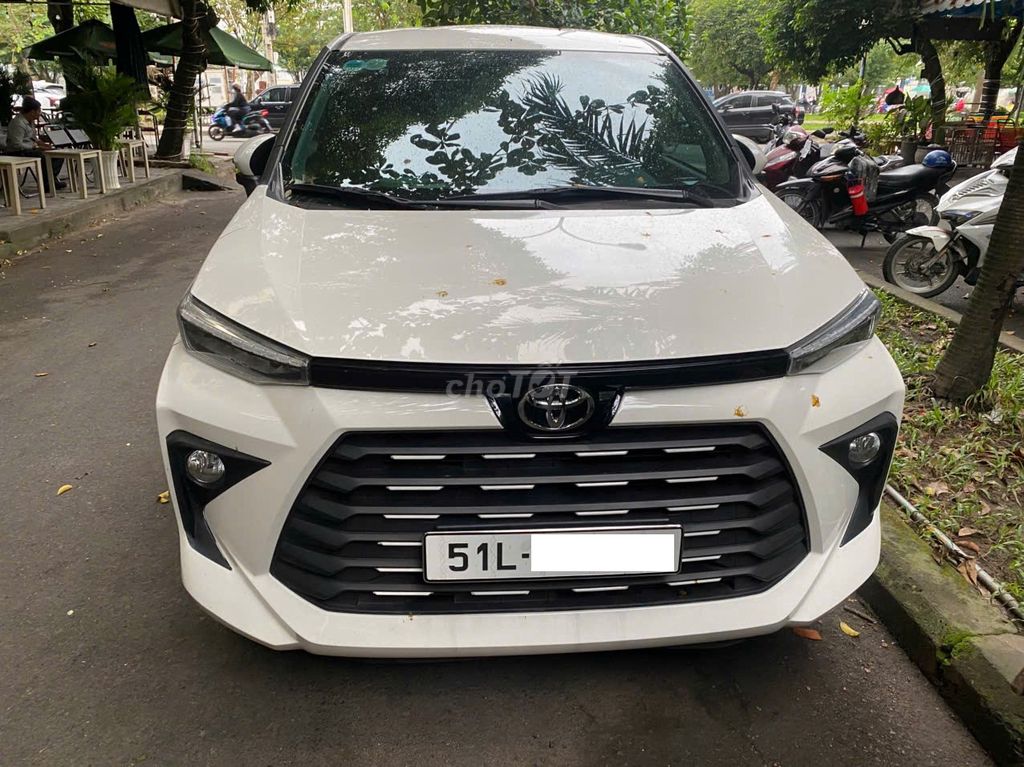 Toyota Avanza Premio 2024 CVT màu trắng 20.100 km. Mua bán Ô tô tại Quận Tân Phú Tp Hồ Chí Minh được đăng bởi VĂN CHINH hình 1