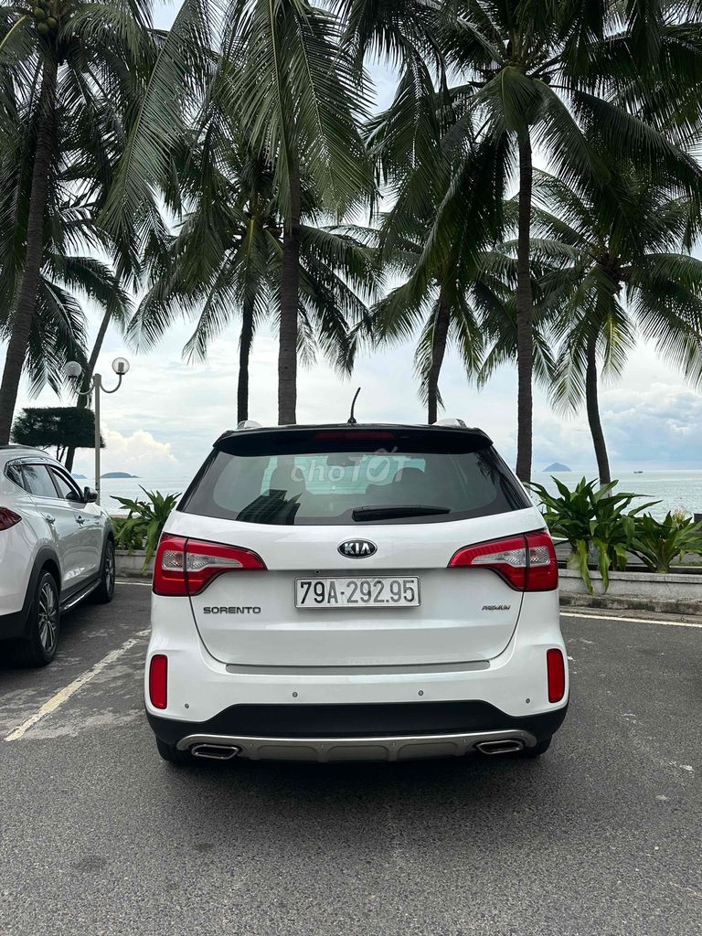 Kia Sorento 2.4 Premium ĐK 3/2020 Odo 12.000 km. Mua bán Ô tô tại Quận 8 Tp Hồ Chí Minh được đăng bởi Hiếu Trần hình 4