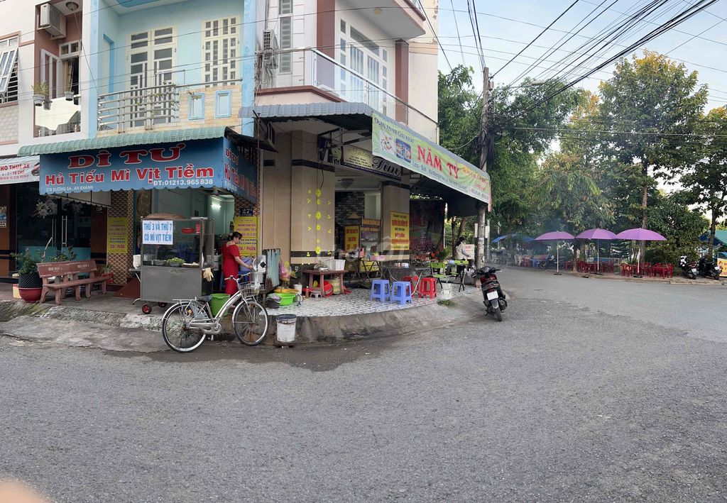 Cần người phụ quán buổi sáng. Việc làm Nhân viên phục vụ tại Quận Ninh Kiều Cần Thơ được đăng bởi Quán Ăn Năm Tỷ hình 2