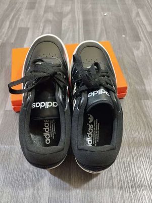 giày siêu đẹp size .40.42. Mua bán Giày dép tại Quận 1 Tp Hồ Chí Minh được đăng bởi thị nuôi phan