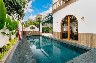 Cho thuê villa 13PN hiện đại sát biển ở hoặc kinh doanh homestay. Cho thuê văn phòng, mặt bằng kinh doanh tại Thành phố Vũng Tàu Bà Rịa - Vũng Tàu được đăng bởi Thu Hà 