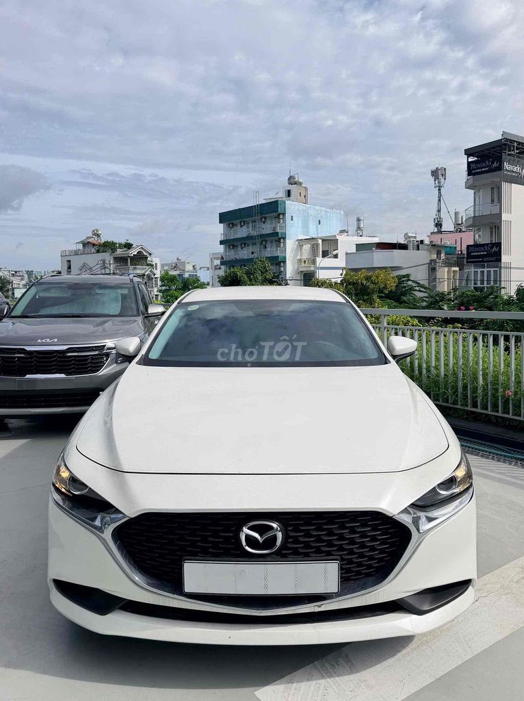 Mazda 3 Deluxe Upgrade Odo 86 км, выпуск 5/2026, как новая