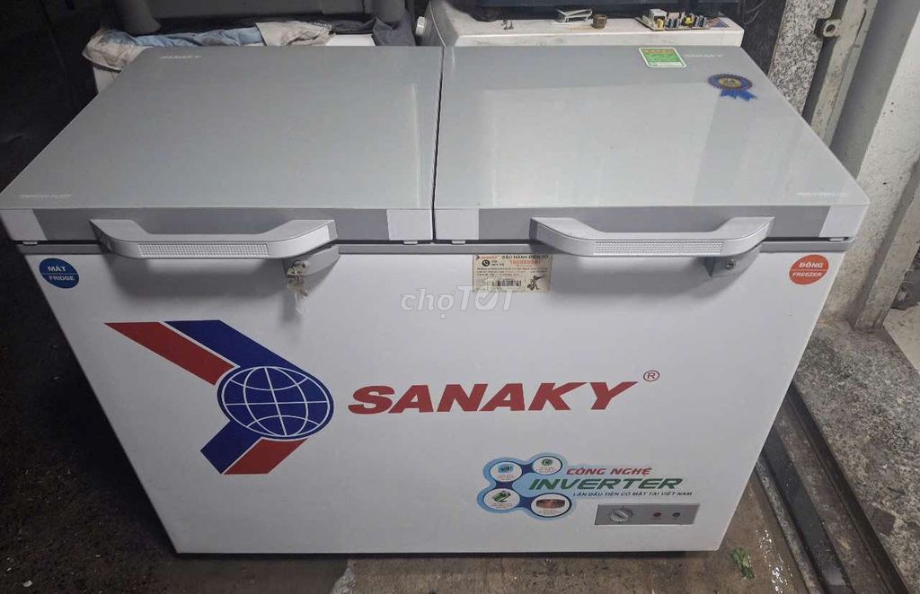 Thanh lí tủ đông mát Sanaky inverter