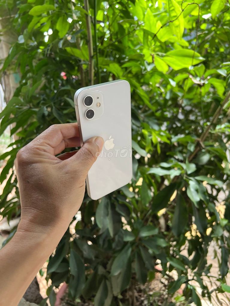 Apple iPhone 12 64GB Trắng Like New. Mua bán Điện thoại tại Thành phố Buôn Ma Thuột Đắk Lắk được đăng bởi phuoc hình 1
