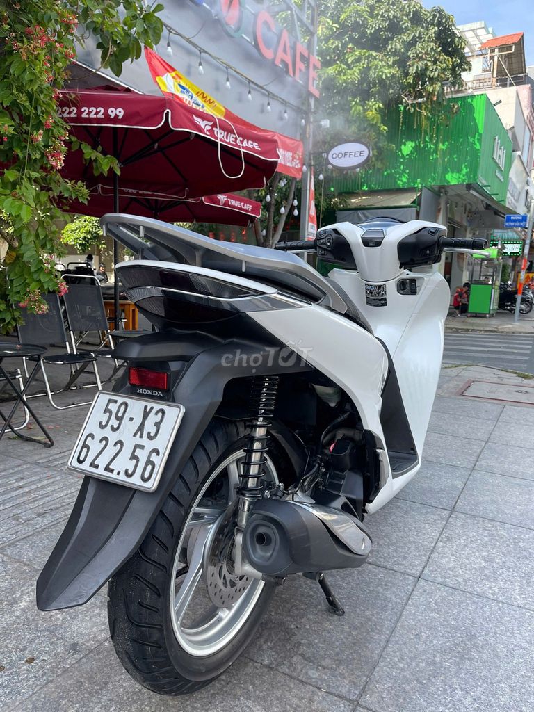 Honda SH 150 ABS 2020 Trắng. Mua bán Xe máy tại Quận Gò Vấp Tp Hồ Chí Minh được đăng bởi VÕ MINH HẬU hình 13