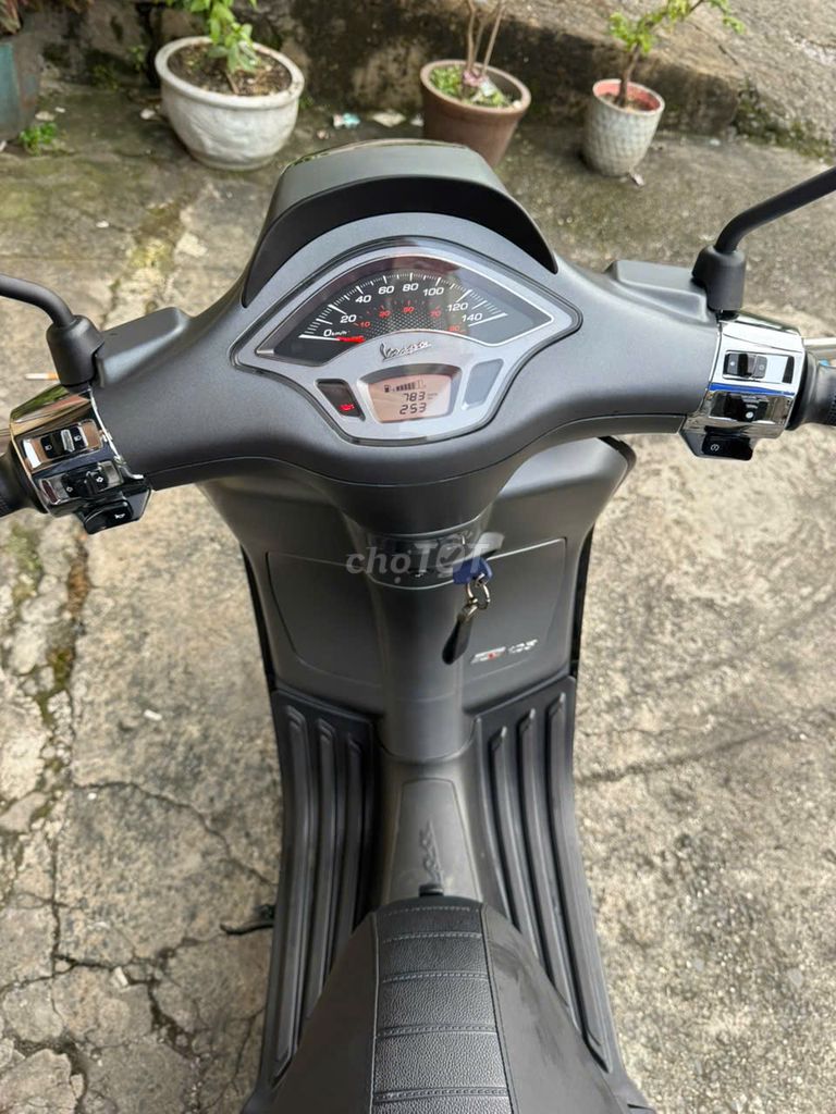 Cần bán xe Vespa Sprint 125 đăng ký 4/2025 Màu Xám. Mua bán Xe máy tại Quận Tân Bình Tp Hồ Chí Minh được đăng bởi Hoai Giang TRAN hình 1