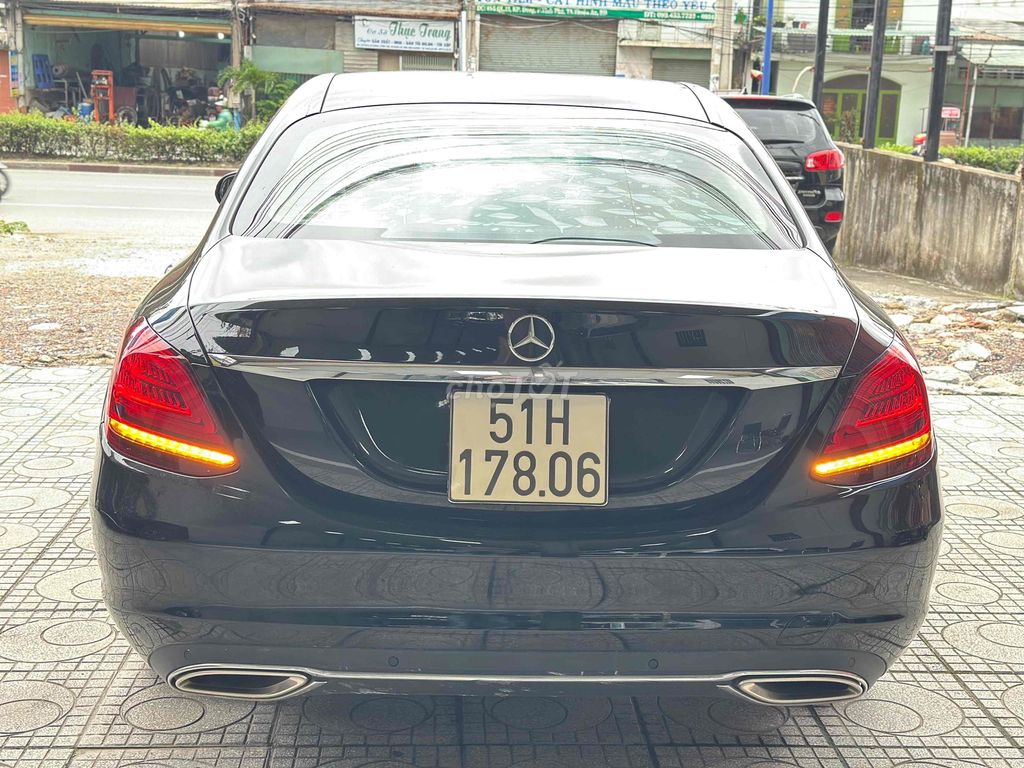 🔴 Mercedes Benz C Class form 2019 C 200 - 44k km. Mua bán Ô tô tại Thành phố Biên Hòa Đồng Nai được đăng bởi Tuấn carhouse hình 5