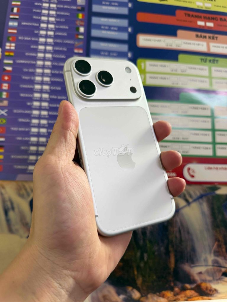 iPhone 17 Pro 512GB Trắng Nguyên bản. Mua bán Điện thoại tại Quận 10 Tp Hồ Chí Minh được đăng bởi Nguyễn Văn Giáp hình 1