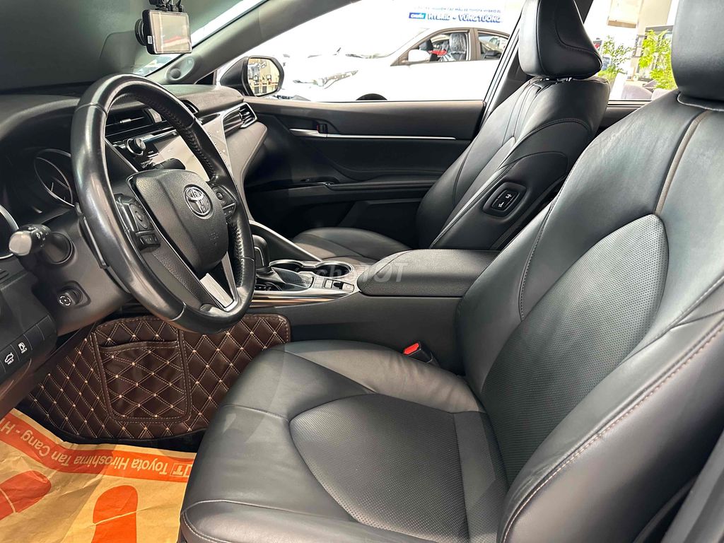 TOYOTA CAMRY 2,5 Q ĐEN 2021 bảo hành chính hãng. Mua bán Ô tô tại Quận Bình Thạnh Tp Hồ Chí Minh được đăng bởi phuongneo hình 5