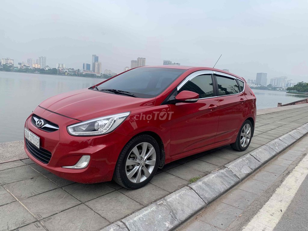 Hyundai Accent 2014 1.4 AT Hatchback nhập khẩu. Mua bán Ô tô tại Quận Tây Hồ Hà Nội được đăng bởi anh hữu hình 6