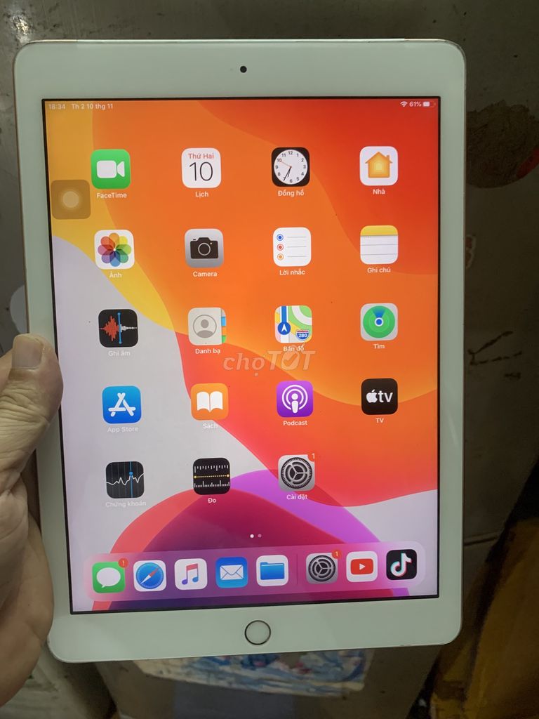 Bán ipad gen 6 128GB WiFi 4G IOS 13. Mua bán Máy tính bảng tại Quận Bình Tân Tp Hồ Chí Minh được đăng bởi Minh Phát hình 1