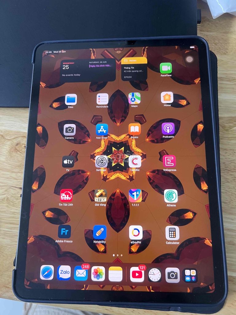 ipad pro 11 inch 2018 4g 256 GB cũ đẹp 98%