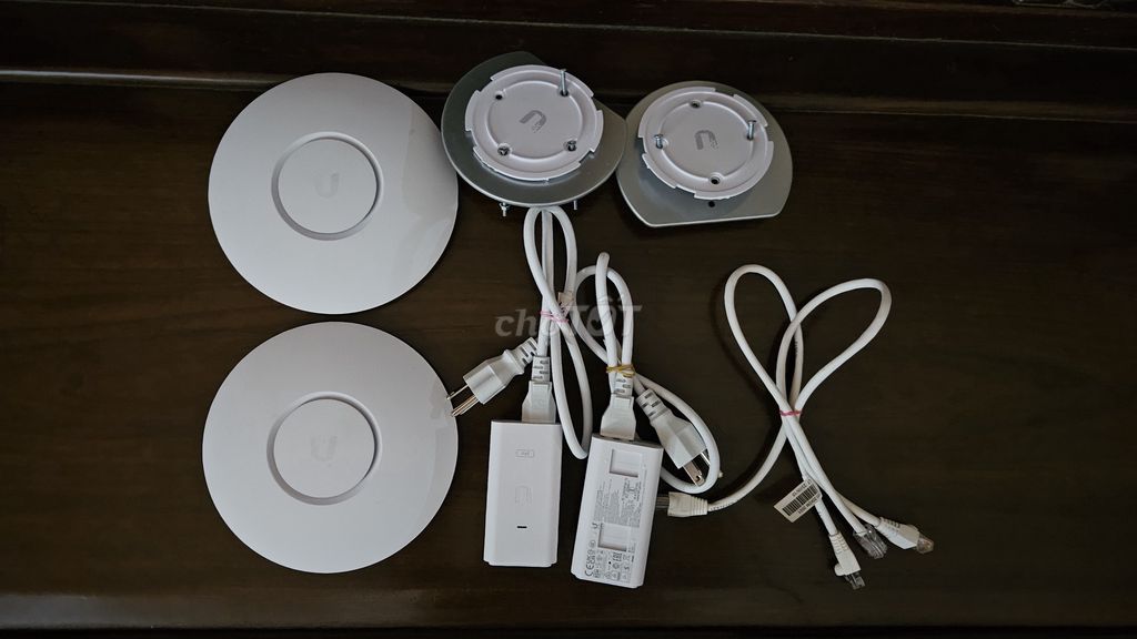 Bộ phát WiFi UniFi AP AC Lite. Mua bán Phụ kiện (Màn hình, Chuột...) tại Quận Hoàn Kiếm Hà Nội được đăng bởi Hung Do hình 1