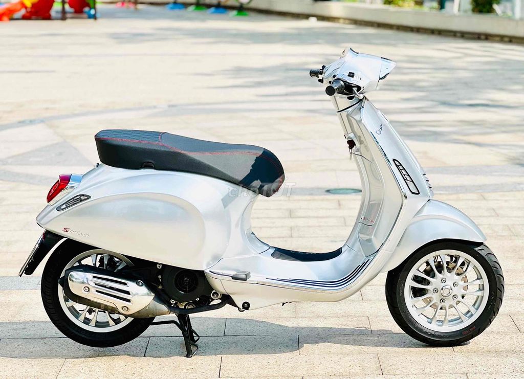 Vespa Sprint ABS IGET Trao Đổi Xe Điện QuanTum S1. Mua bán Xe máy tại Quận 6 Tp Hồ Chí Minh được đăng bởi Nguyễn Phong hình 2