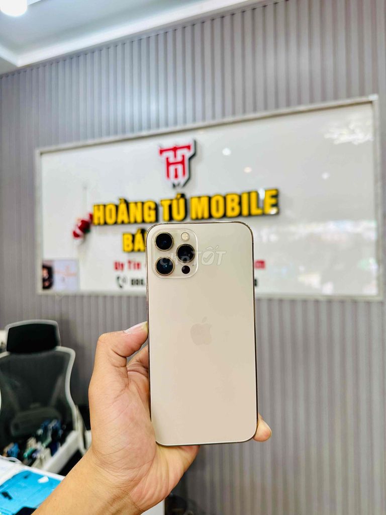 Apple iPhone 12 Pro Max 128GB Gold VN. Mua bán Điện thoại tại Quận Liên Chiểu Đà Nẵng được đăng bởi Hoàng Tú MB hình 1