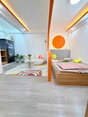 Аренда · 1 комн. · 40 м² · Quận 1, ул. Đường Phạm Hồng Thái