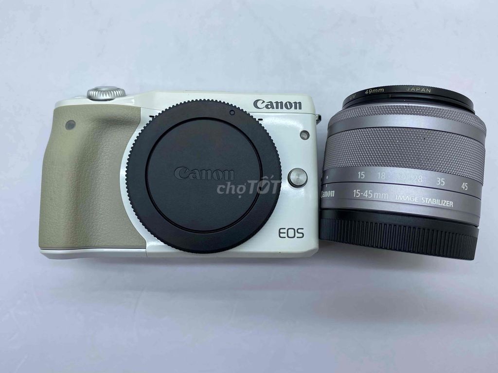 Canon M3 + 15-45