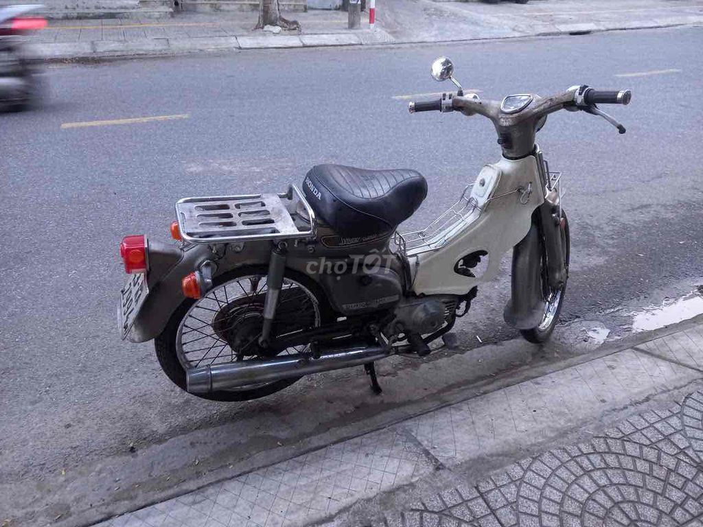Honda Super Cub cánh én 50 Trắng, Xám