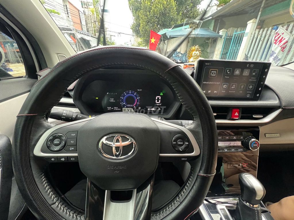 Toyota Veloz Top 2024, Biển trắng - Odo >3vạn km. Mua bán Ô tô tại Quận Liên Chiểu Đà Nẵng được đăng bởi Anh Khoa hình 6