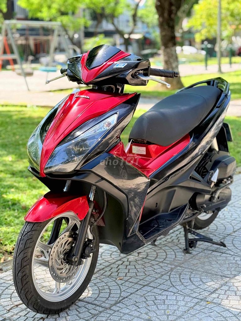 Honda Air Blade 2014 Красно-черный Вьетнам