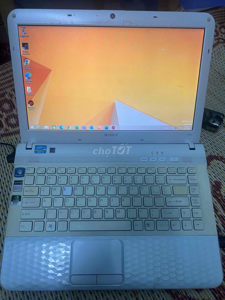 Bán laptop như hình. Mua bán Laptop tại Quận 12 Tp Hồ Chí Minh được đăng bởi Minh Nhựt hình 1