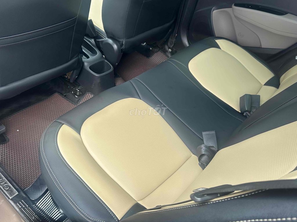 Hyundai Grand i10 Bản đủ Số sàn. Mua bán Ô tô tại Quận Hoàng Mai Hà Nội được đăng bởi NHẬT DOANH AUTO  hình 7