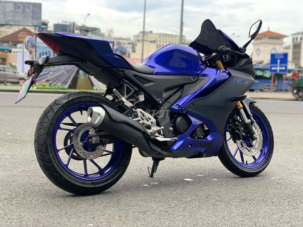 R15 V4  - xe chùm mền. Mua bán Xe máy tại Quận 1 Tp Hồ Chí Minh được đăng bởi Duy hình 5