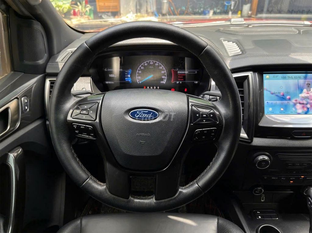 EVEREST TITANIUM Đỏ Bordeaux Nhập Thái 2021. Mua bán Ô tô tại Huyện Hóc Môn Tp Hồ Chí Minh được đăng bởi Song Hành hình 8