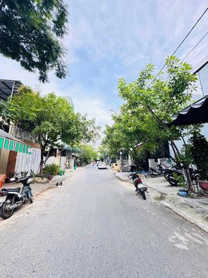 sót căn Nguyễn Thuật song song Yên Thế Bắc Sơn. Mua bán nhà ở tại Quận Cẩm Lệ Đà Nẵng được đăng bởi Minh Thắng