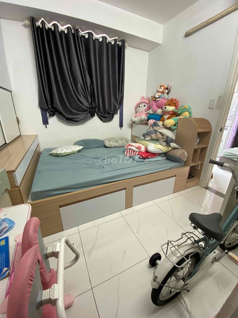 Giường hộp gỗ 1m6x2m. Mua bán Giường, chăn ga gối nệm tại Thành phố Dĩ An Bình Dương được đăng bởi Hoàng Thị Minh hình 1
