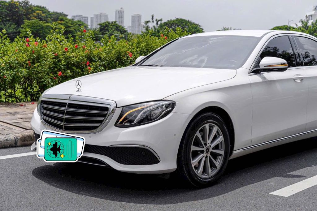 Mercedes Benz E Class 2018 E200 - 45000 km. Mua bán Ô tô tại Quận 7 Tp Hồ Chí Minh được đăng bởi John Luxury Car hình 2