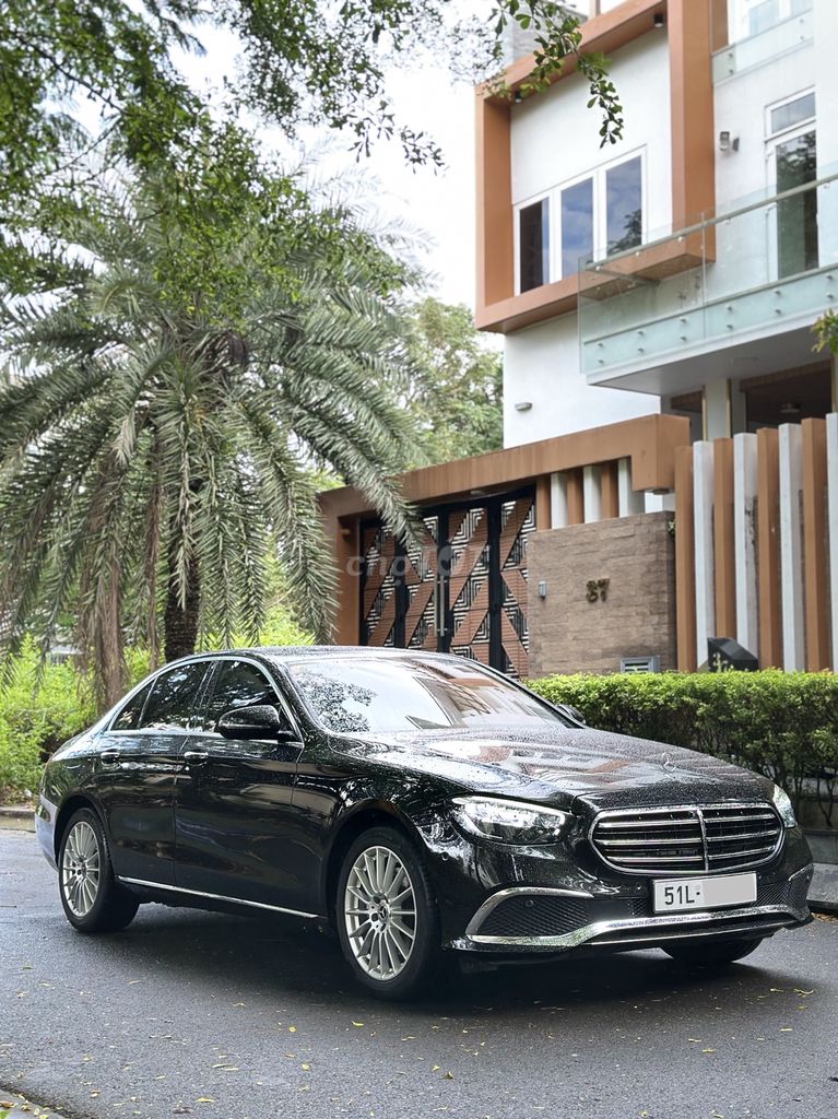 Merc E200 Exclusive 2022 bản đủ option V1 LƯỚT. Mua bán Ô tô tại Quận 8 Tp Hồ Chí Minh được đăng bởi Gon Nguyen hình 2